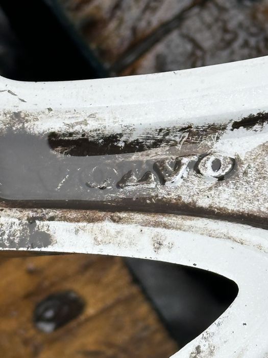 Лети Джанти Volvo 5х108 18 цола
