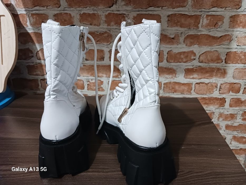 Намалени зимни боти