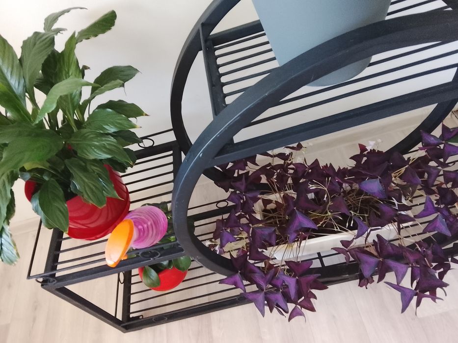 Подставки железные