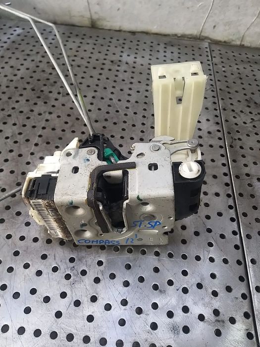 Broasca usa stanga spate jeep compass 1 mk49