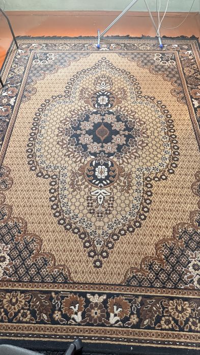 Ковер б\у, состояние нормальное