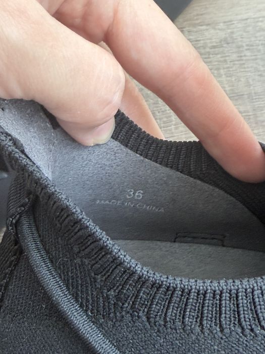 Кроссовки United Nude