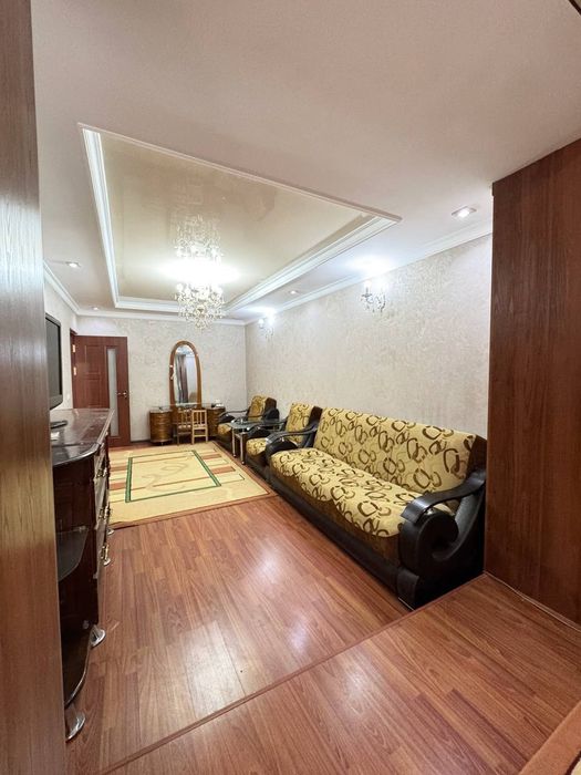 Продам квартиру Цум 3/2/5 65м2 с мебелью техникой