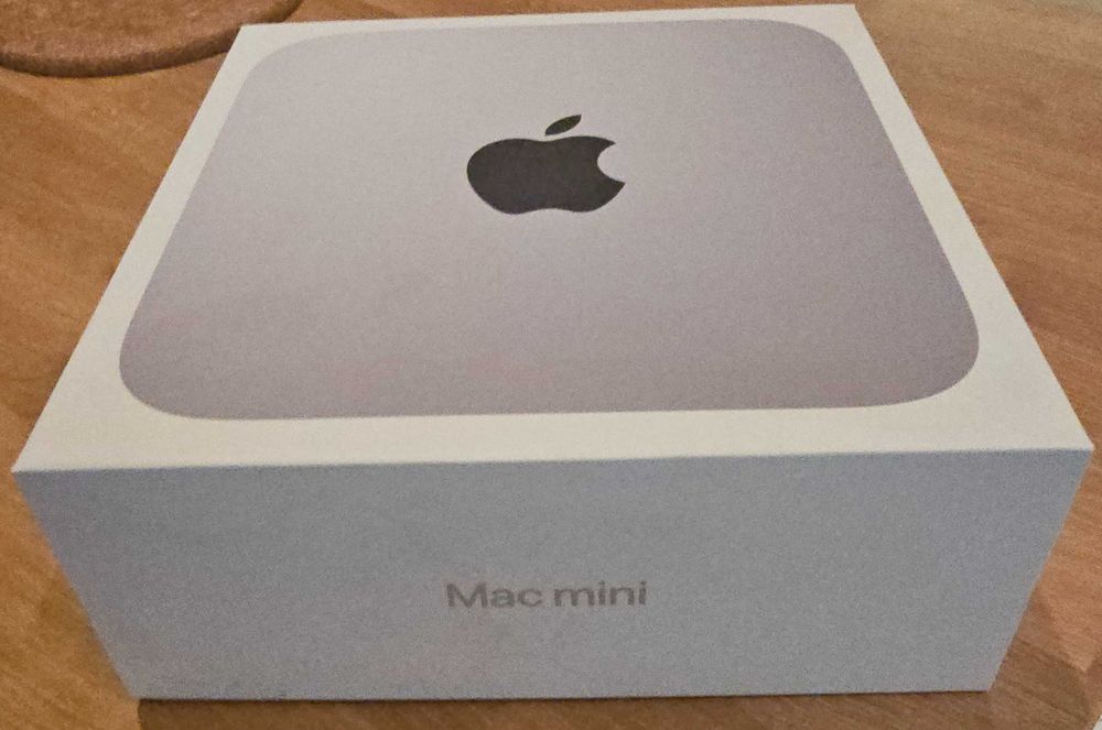 Mac mini M1 / 16GB RAM / 512GB SSD / Отлично състояние (Пълен комплект)
