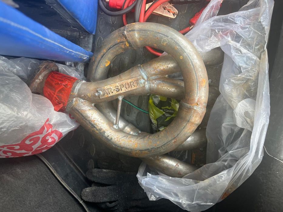 Продам выпускной коллектор