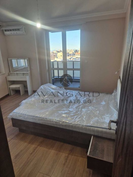 Продава се Двустаен апартамент в Пловдив, Остромила - 85 кв.м за 949 €/кв.м - Снимка #3