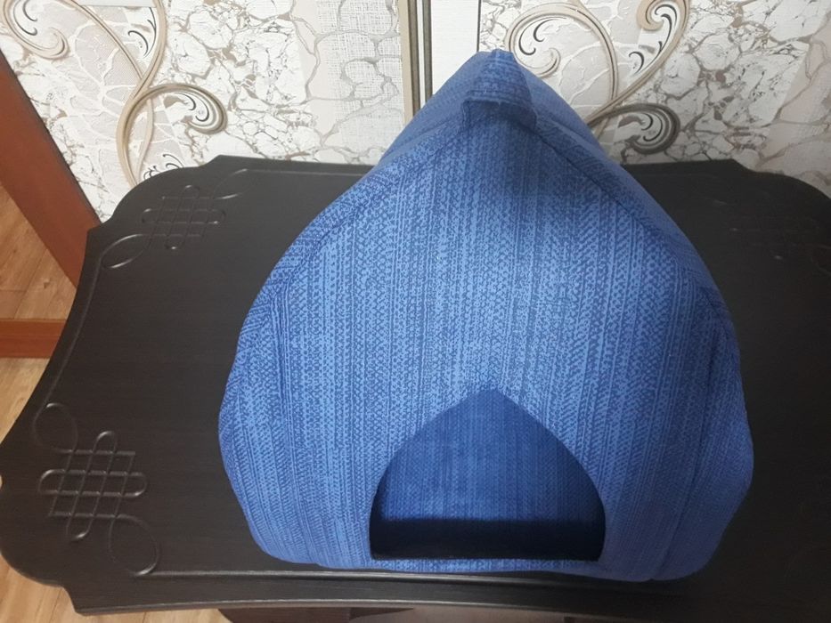 Продам домик для котёнка!