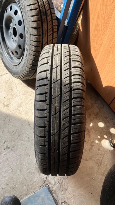 R14 летние шины .