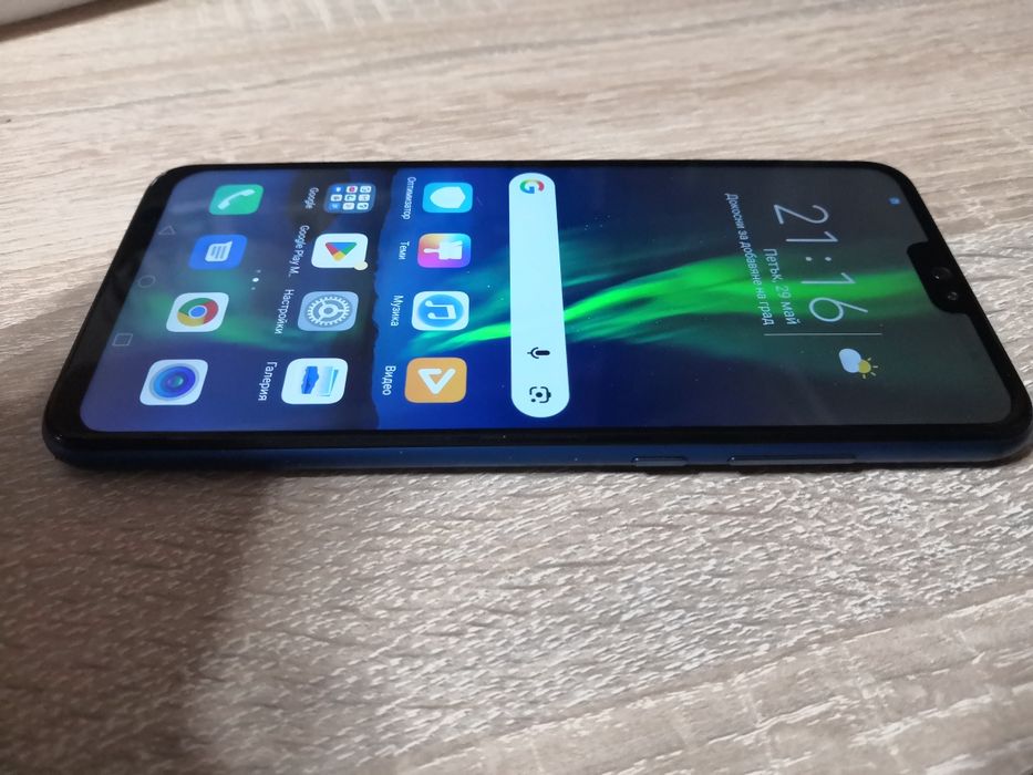 Honor 8x много запазен