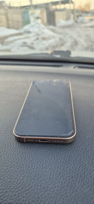 Iphone 16pro 256gb + Apple watch series 10