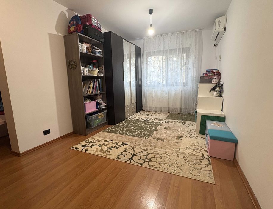 Apartament 4 camere Micalaca Orizont et.2 Arad