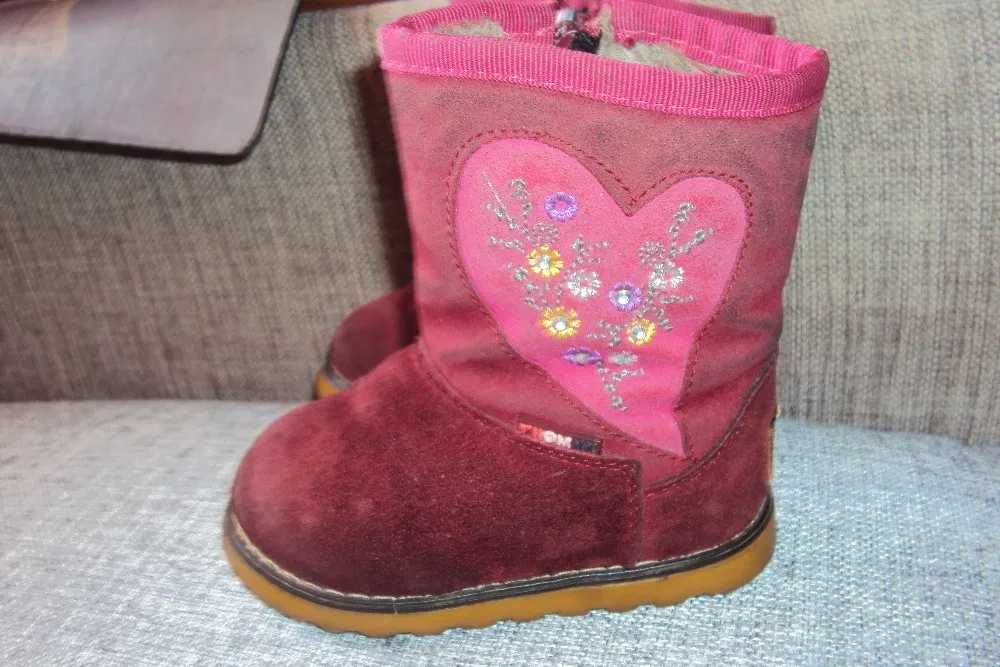 Сапожки разные на девочку 1-3 года