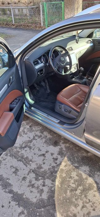 Skoda Superb 2012 Euro 5