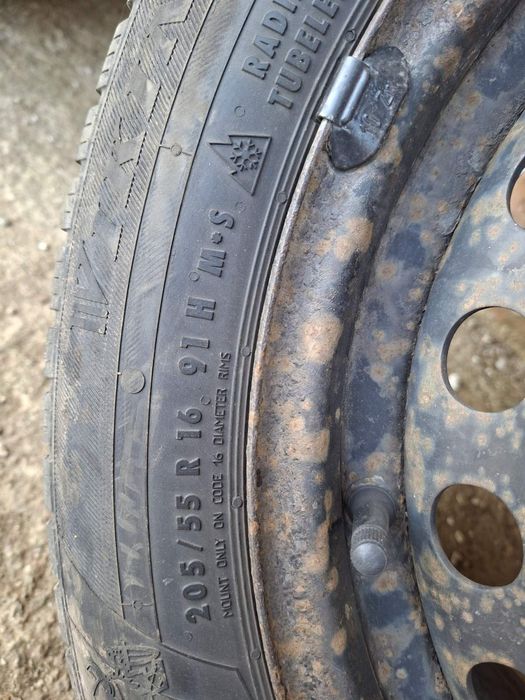 Гуми с джанти 205/55 R 16