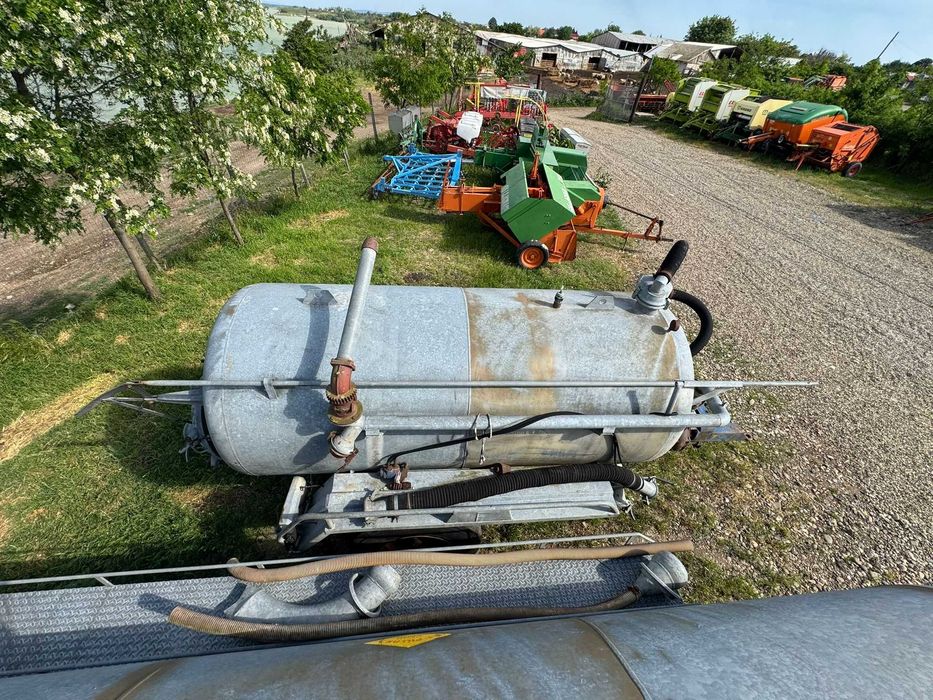 Vidanja zincata 2 axe 6-12 mc incarcare/descarcare automata la tractor, acte pentru inscriere in circulatie