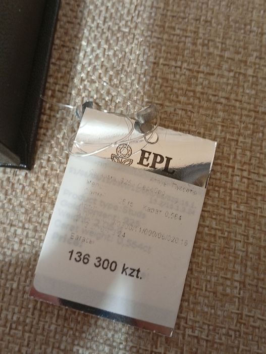 Продам серебрянные пуссеты ЭПЛ