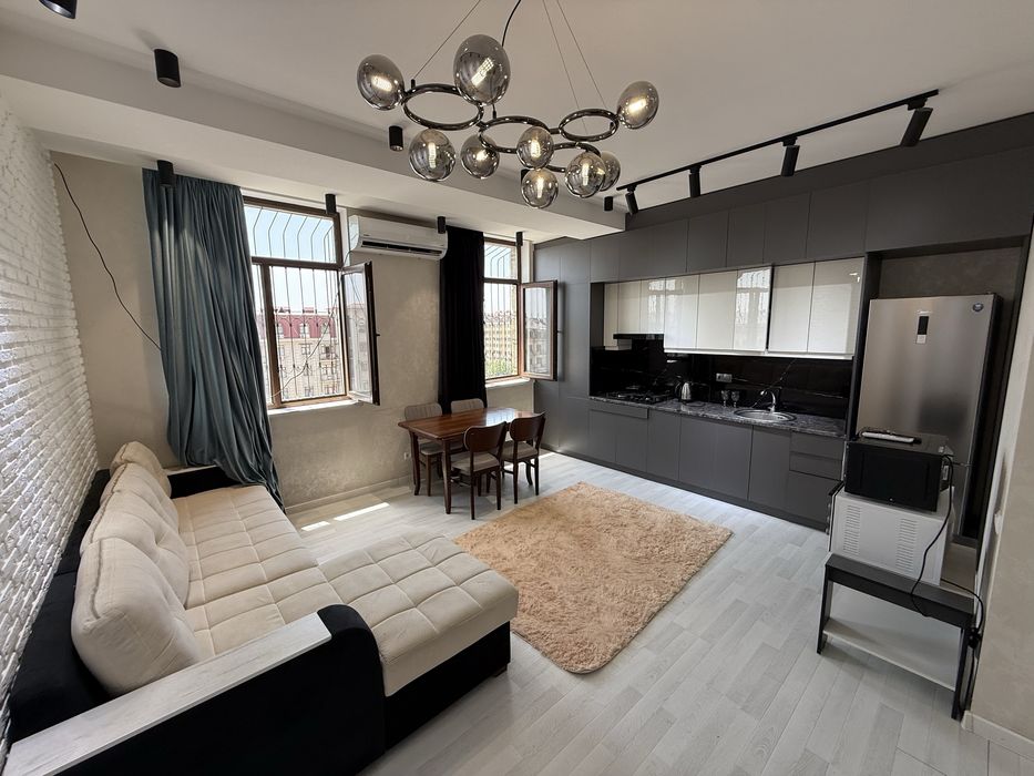 Квартира по суточный по низким ценам!!