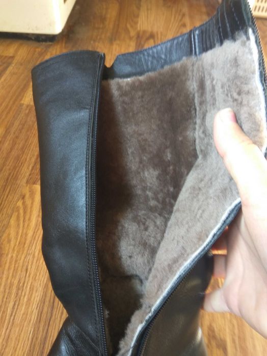 Кожаные женские сапоги.Очень качественные.Бренд.