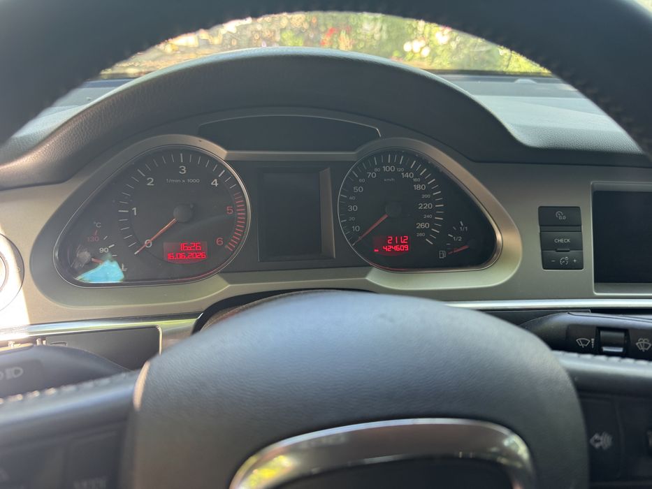 Audi A6 C6 avariat