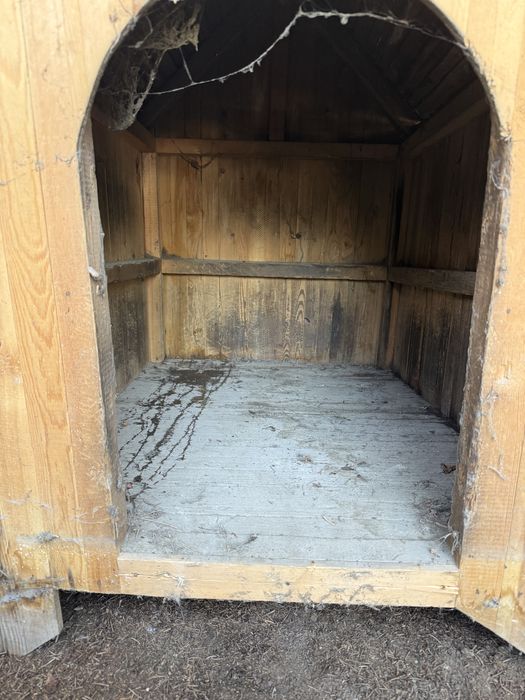 Продам Собачьи будки