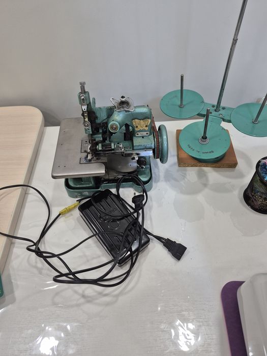 Продам самый прочный оверлок