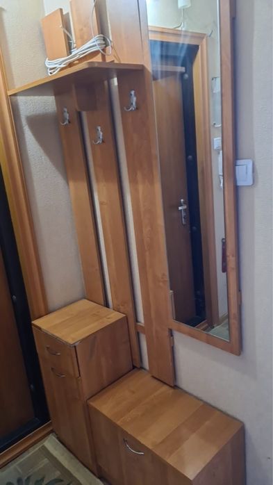 Продаю прихожку для коридора