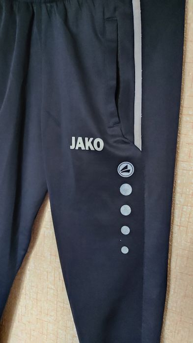 Спортивка Жако, Jako sportivka