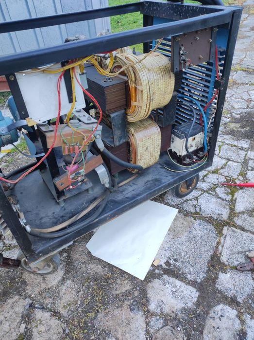 Електрожен.     .