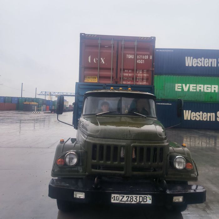 зил тигач с прецепом