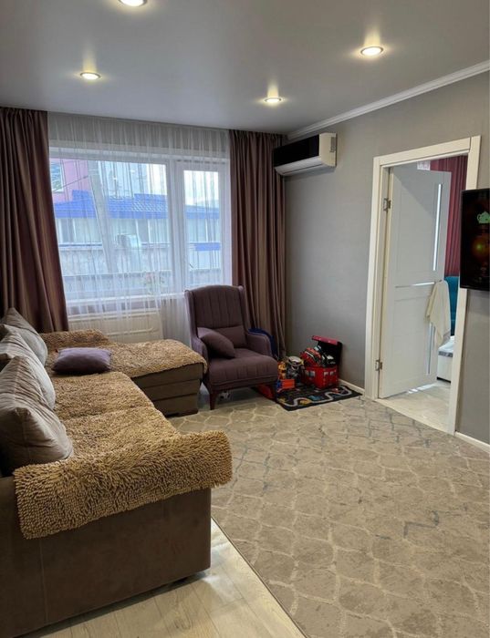 Срочно продам 3х комн., малогабаритка