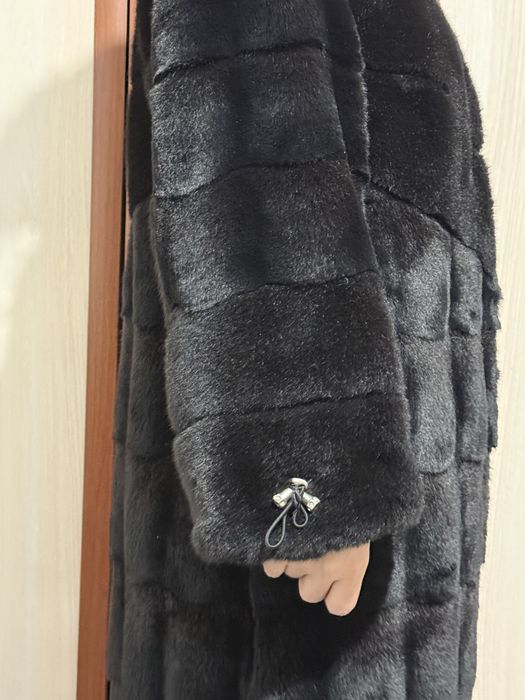 Шуба длинная тез арада сатылады