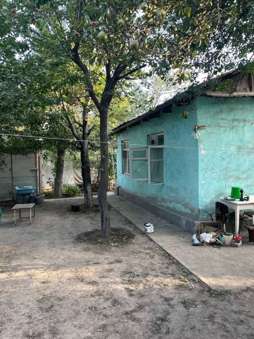 Ангрен  Чинниобод йер уй-ховли сотилади 12 соток