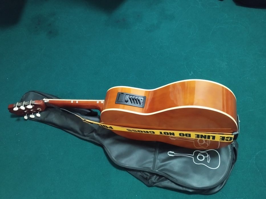 Gitara yangi ekvaliser bor