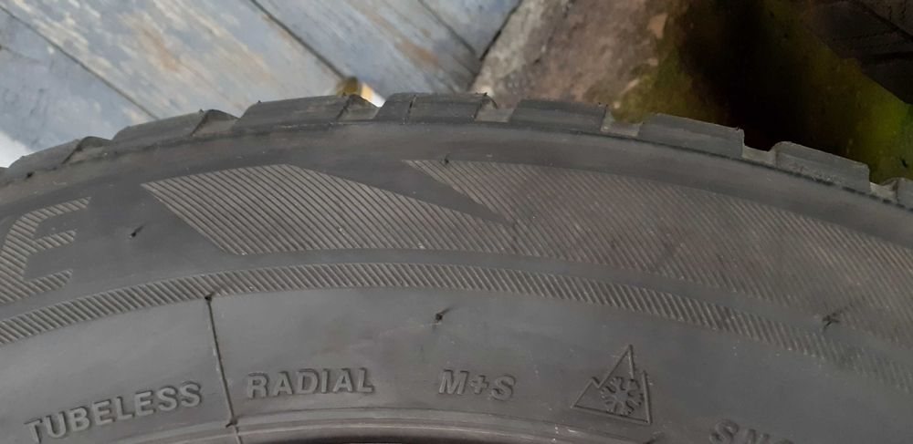 4 Roți Jante 17 aliaj 5x112 Mercedes 225/50 R17 M+S iarnă   și 2 anvelope M+S 215/55 R17 Bridgestone