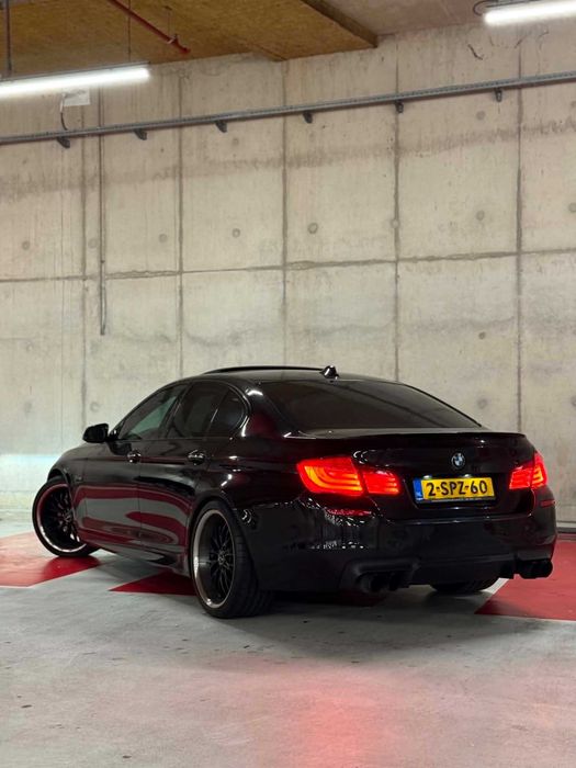 Продавам BMW 530D 2010 М пакет