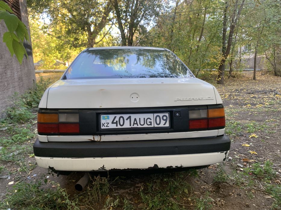 Пассат б3 1’8  мона гур