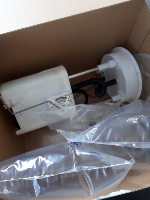 Горивна помпа за VW POLO / pierburg