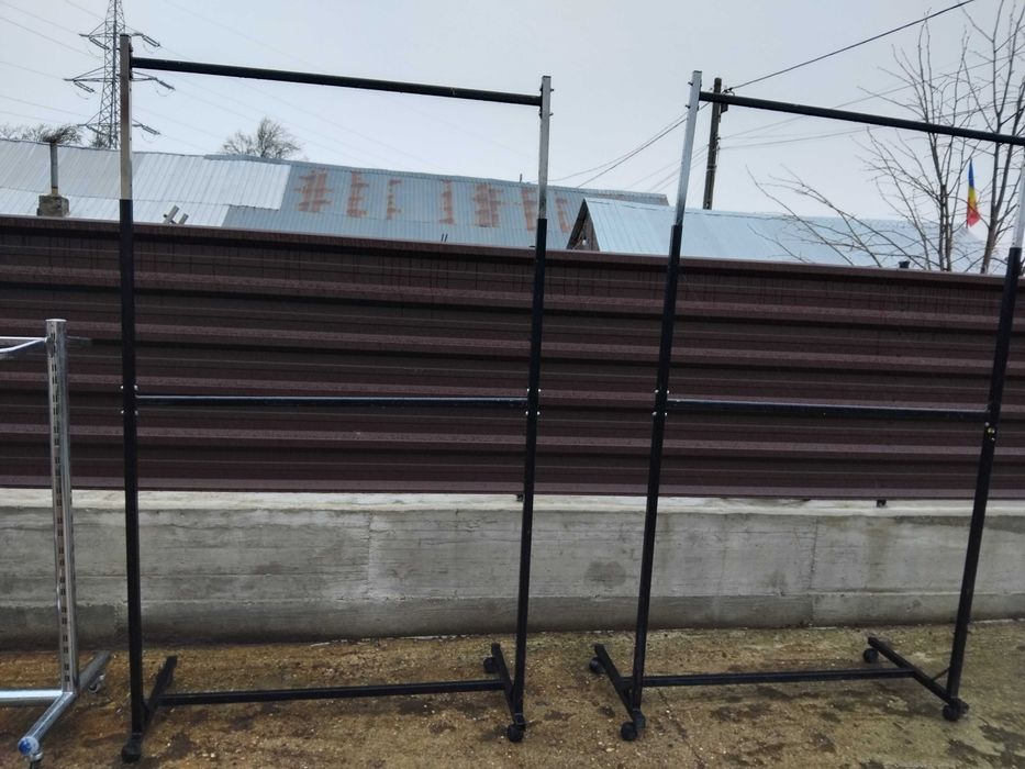 Stender haine metalic