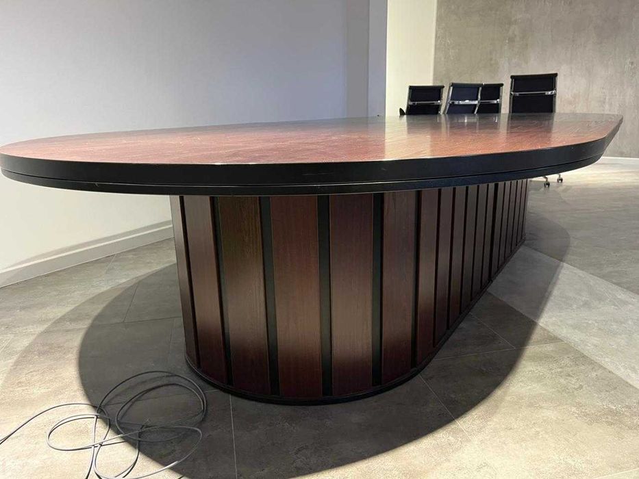 Продам офисный стол