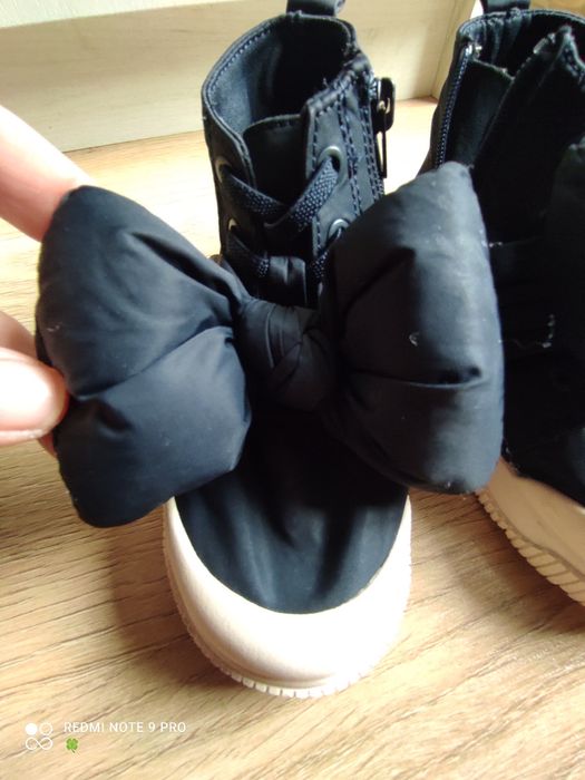 Детски обувки ZARA -25 номер