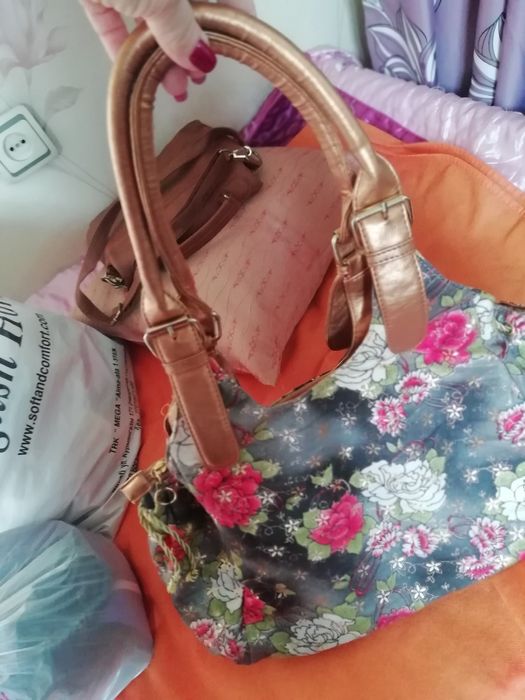 Продам сумки, 2000