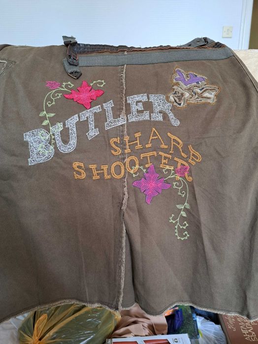 Дамска пола уникат