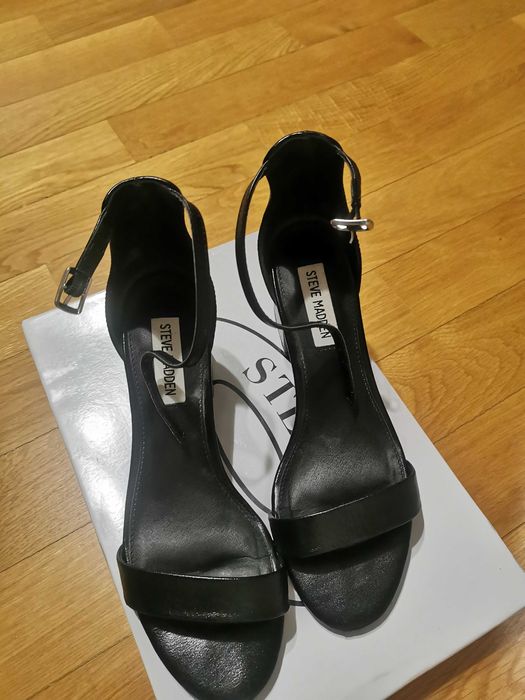 Дамски сандали от естествена кожа