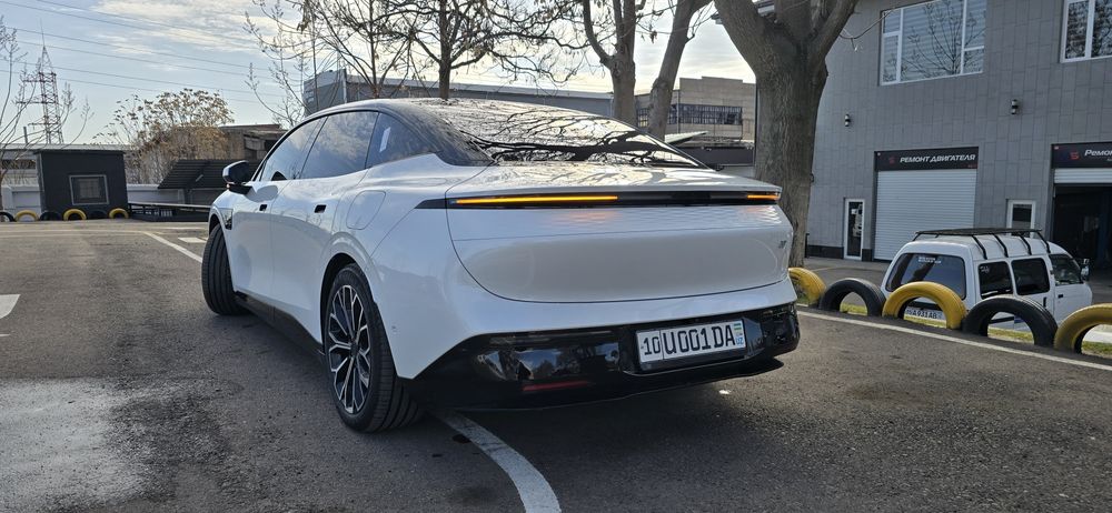 Продается ZEEKR 007