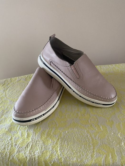 Обувь женская. Летняя