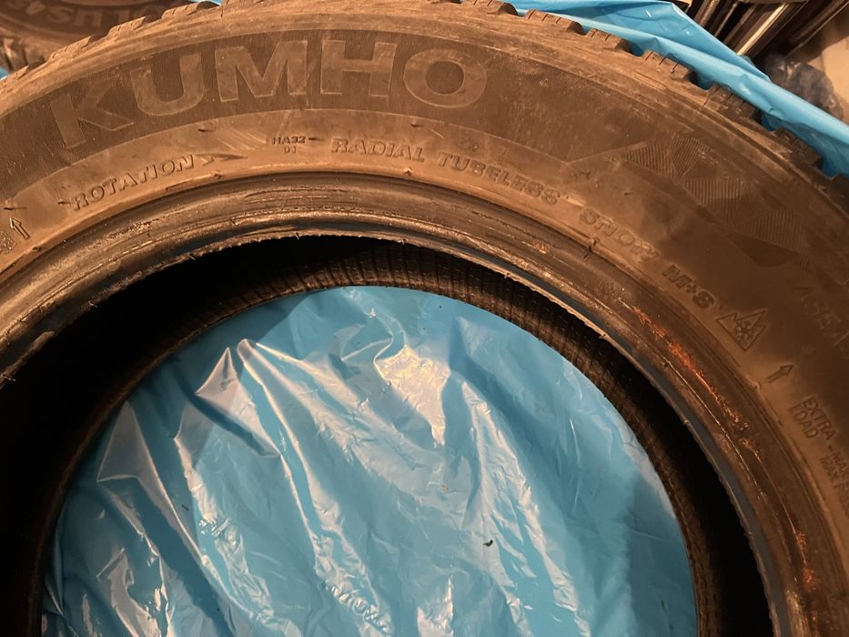 4броя всесезонни гуми  Kumho solus 4s