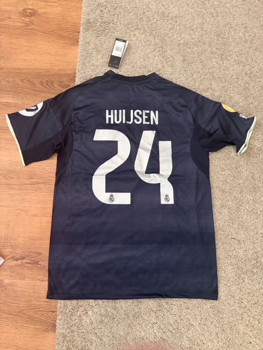Tricou Huijsen