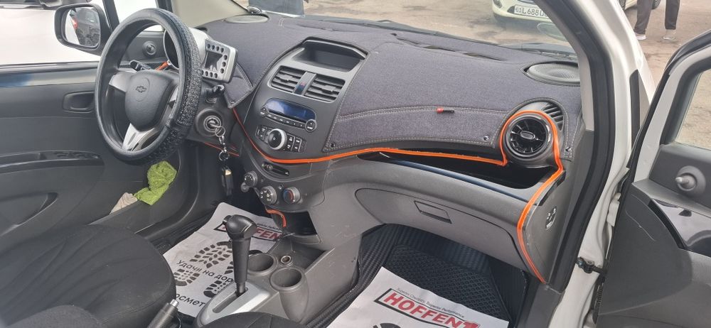 Spark avtomat 2010 yil