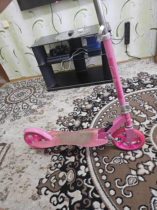 Продам самокаты.