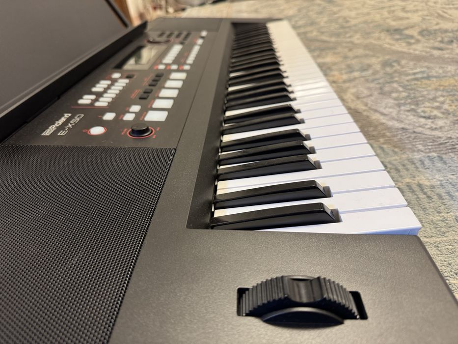 Синтезатор Roland E-X50